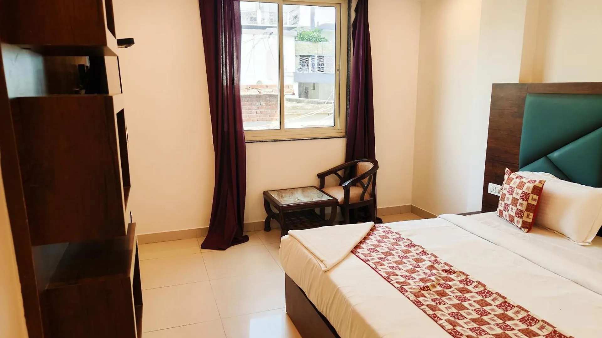 Hotel Marina Near Igi Airport Delhi New Delhi 4*,